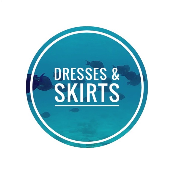 ☀️👗MAKE ME AN OFFER👗☀️SKIRTS AND DRESSES - Picture 2 of 3